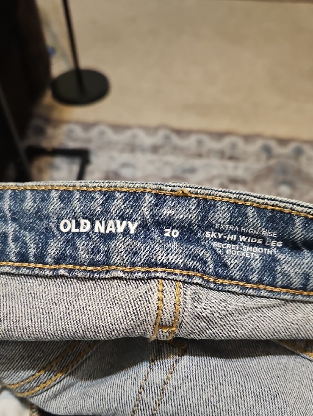 Old Navy Light Blue Wide Leg Jeans - Picture 7 of 9